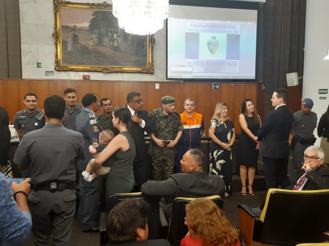 Coordenador da Defesa Civil de Prudente recebe Medalha das Forças de Paz do Brasil