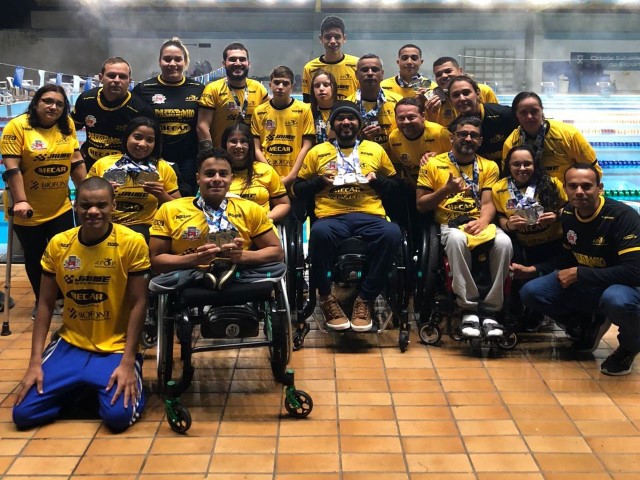APOP/Semepp conquista 30 medalhas no Campeonato Paulista de Inverno de Paranatação