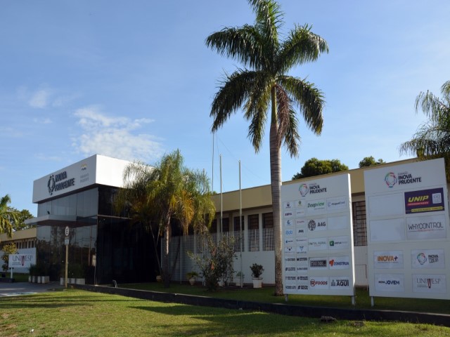 Fundação Inova Prudente é polo de ensino à distância para cursos de graduação e pós