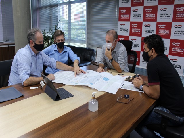 Prefeito recebe confirmação de novo empreendimento do Grupo Muffato em Prudente