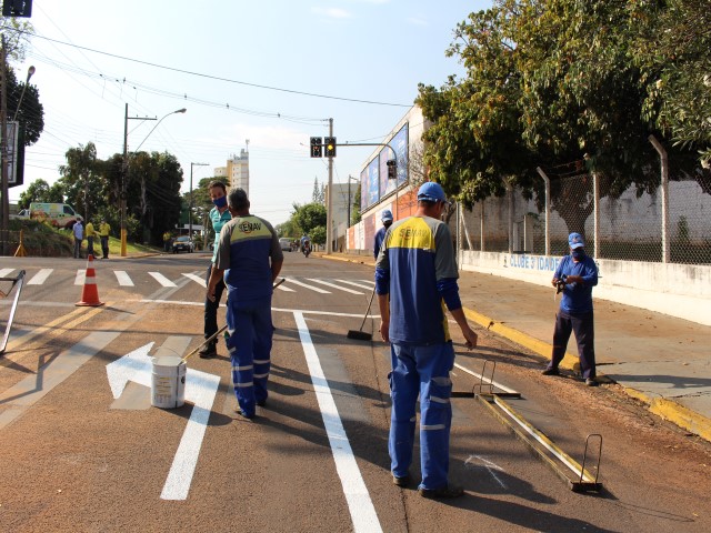 Novos semáforos na Cyro Bueno e Manoel Goulart começam a funcionar neste sábado 