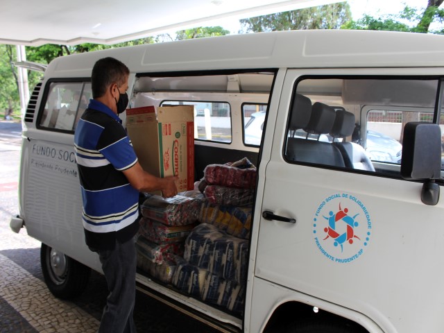 Campanha Natal sem Fome recebe cerca de uma tonelada de alimentos da Casa do Médico 