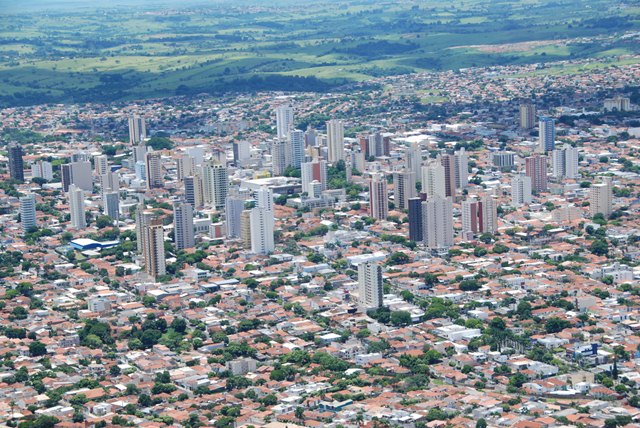 Confira o que abre e fecha em Prudente no feriado de Ano Novo