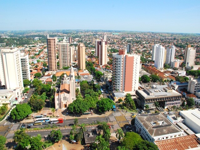 Prefeitura desburocratiza quase 700 cadastros pendentes de abertura de empresas 