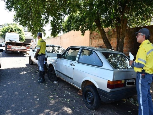 Operação Lata Velha é realizada junto com trabalho de zeladoria na zona leste 