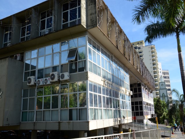 Prefeitura comunica redução no horário de atendimento para conter avanços da Covid-19 