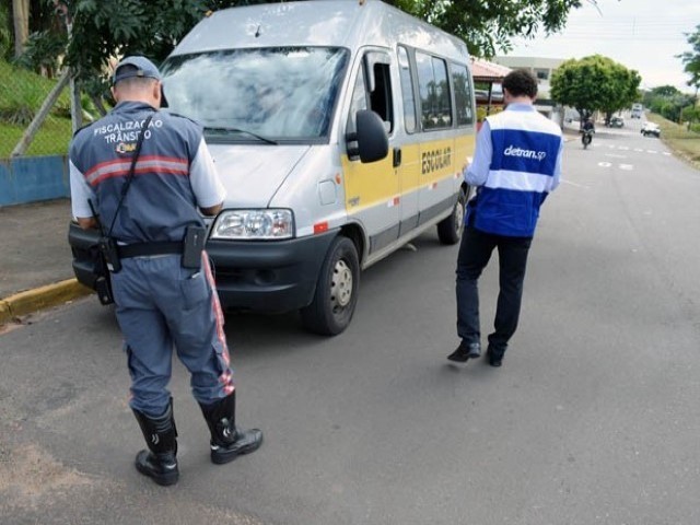 Semob prorroga por mais 60 dias recadastramento de transporte escolar, taxi e mototáxis 