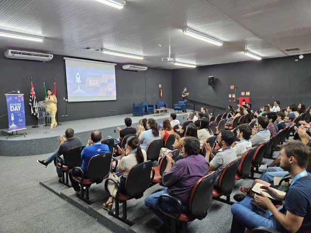 Fundo Social de articula ações com representantes do Lions Clube e Banco de Olhos