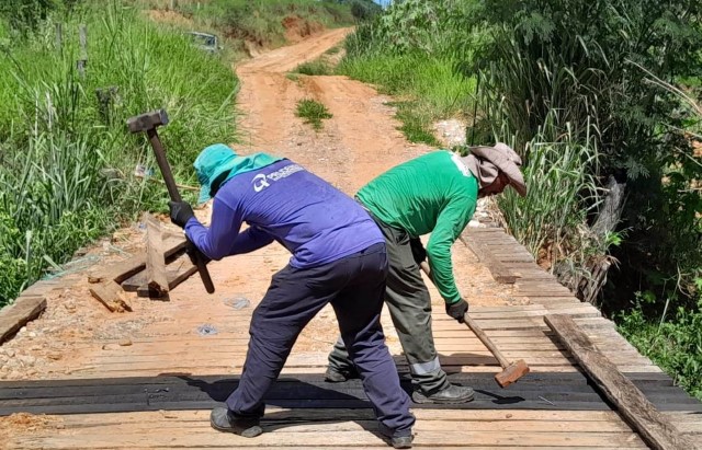 Seagri realiza manutenção em cabeceira da ponte da Estrada Bom Pastor
