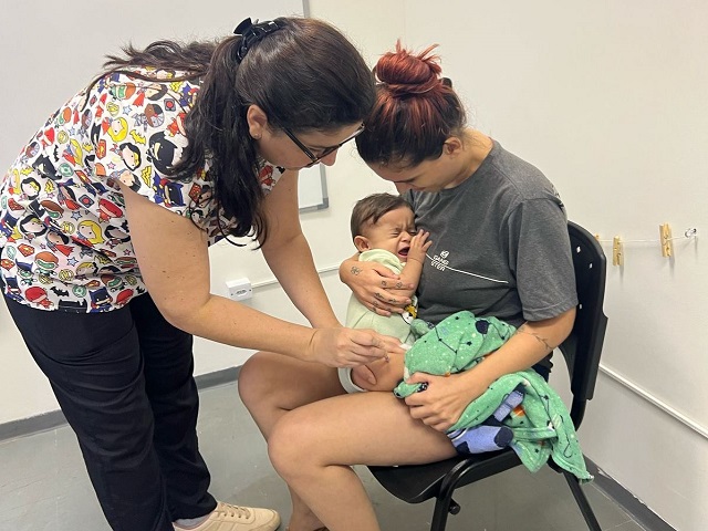 Prudente inicia vacinação nas escolas; sete unidades são contempladas no primeiro dia