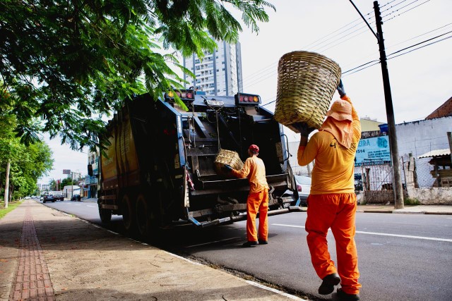 Confira os serviços do ‘Abre e Fecha’ no feriado do dia do Trabalho