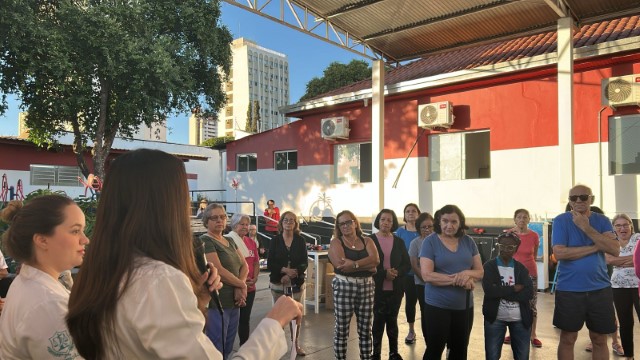 Centro de Referência do Idoso promove ação educativa para 180 idosos 