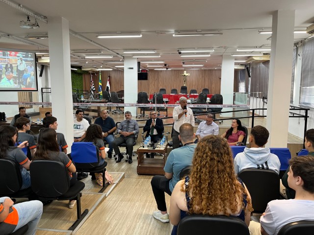 Executivo participa do primeiro encontro da 3ª Legislatura do Parlamento Jovem