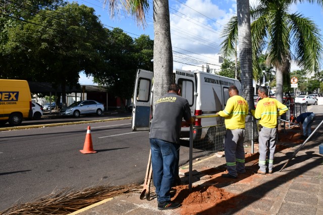 Semob prepara vias para conversões na Avenida Washington Luiz
