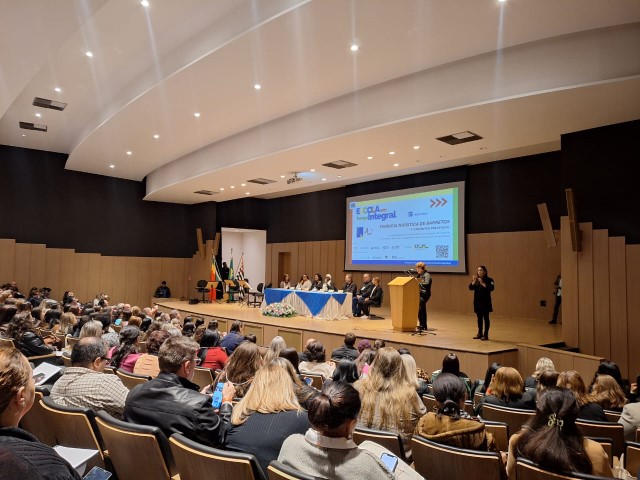 Prudente marca presença no I Encontro Presencial do PETI – Escola em Tempo Integral