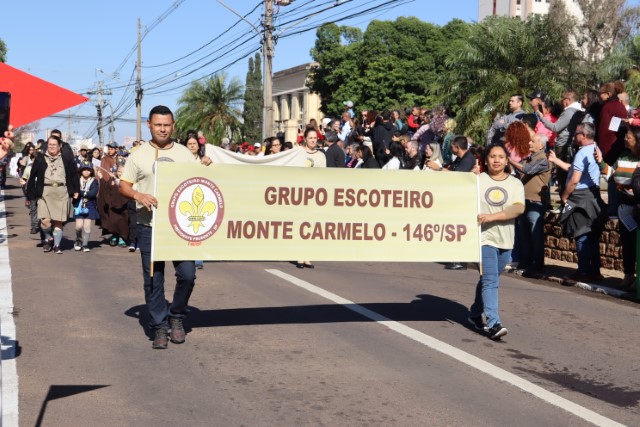 Em homenagem ao Dia do Agricultor, Prudente recebe doação de produtores assentados