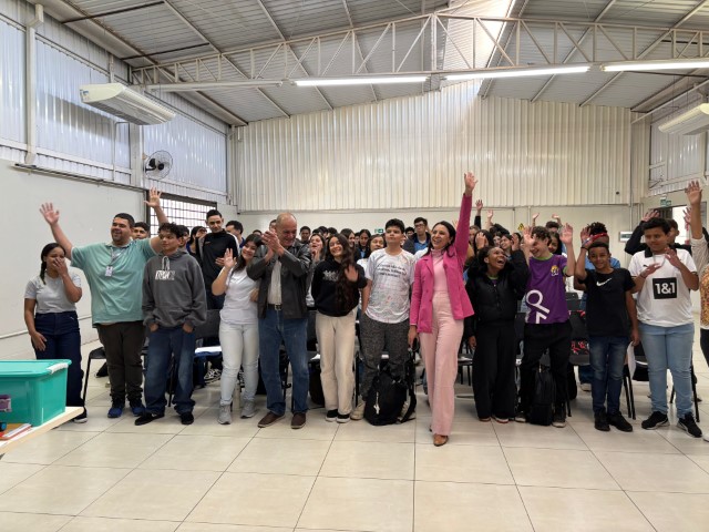Dia da Juventude: prefeito Tupã participa de evento na CAC com Coordenadoria da Juventude