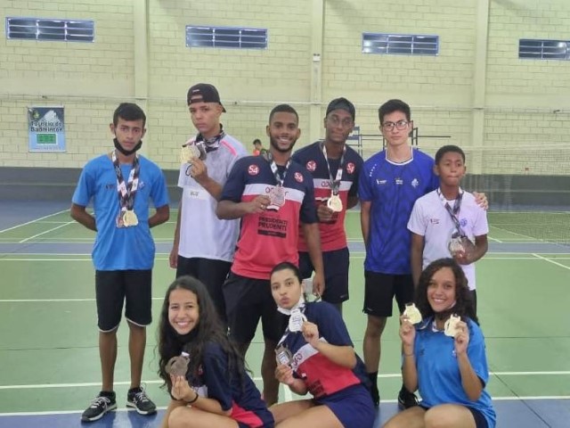 Atletas do Badminton da Semepp conquistam 14 medalhas no Torneio Estadual de Brodowski