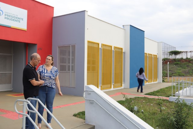 Prefeito e secretária visitam escola do Vida Nova Pacaembu, que será inaugurada em 12/09