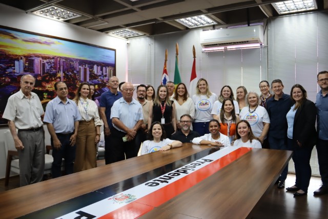 Tupã recebe representantes do MEC, que citam Cidadescola entre melhores projetos do país