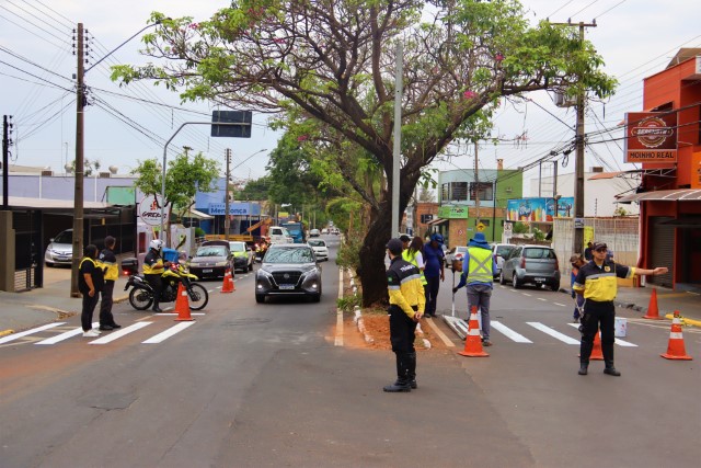 Semob inicia trabalhos na Avenida Paulo Marcondes para instalação dos novos semáforos