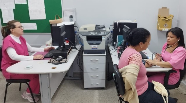 1º Mutirão Outubro Rosa garante mais de 500 atendimentos; 2ª edição no próximo sábado (11)