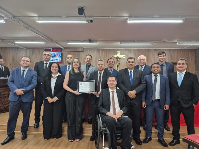 Procon Municipal de Prudente recebe Cartão de Prata da Câmara