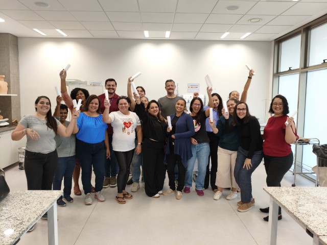 1ª curso de cuidador de idoso é concluído com 15 formandos; 2ª turma prevista para março