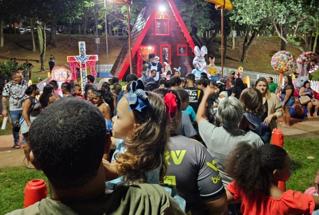 Fundo Social promove programação gratuita com a chegada do Papai Noel no Parque do Povo