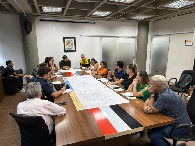 Semob, Seduc e Diretoria de Ensino Estadual discutem novo transporte coletivo 