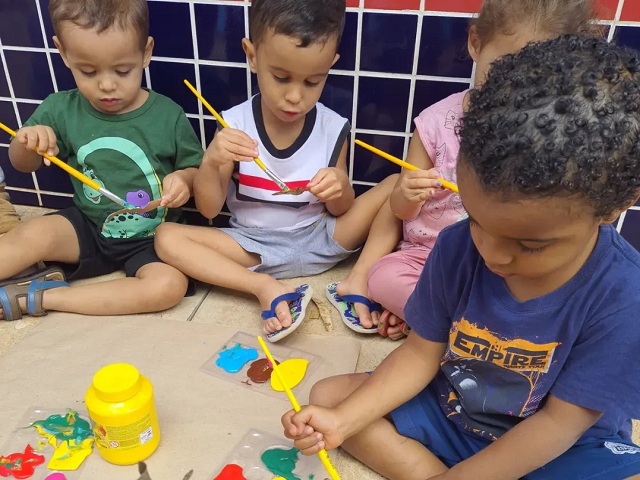 Seduc orienta famílias sobre solicitação de vaga, transferência e troca de período na rede