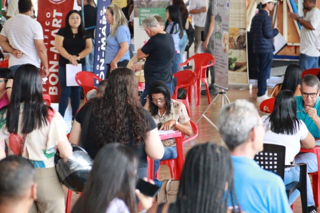 Confira as primeiras vagas disponibilizadas para o Feirão do Emprego, que acontece dia 24