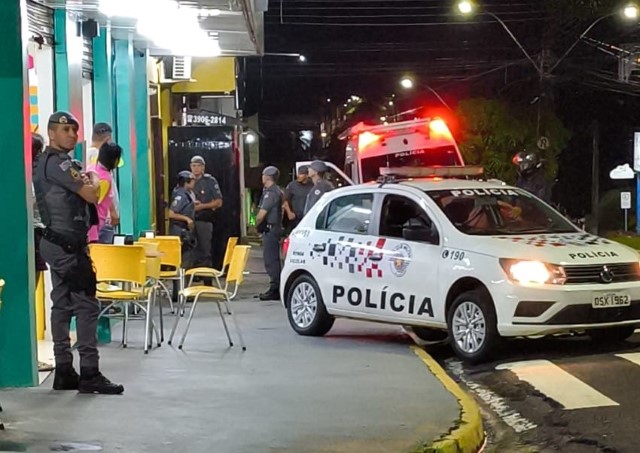 Operação integrada da Polícia Militar e Sedepp fiscaliza 18 estabelecimentos; 3 são lacrados