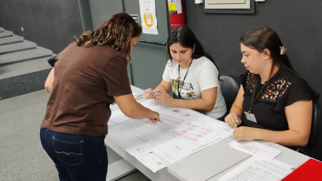 Sedepp recebe habilitados na Inova para seleção de boxes do Shopping Popular