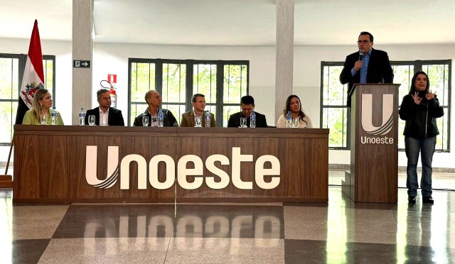 Reunião marca início da construção do Plano Municipal pela Primeira Infância em Prudente