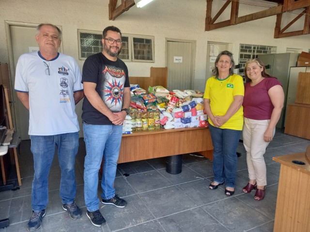 Orquestra Municipal de Viola arrecada 400kg de alimentos para o Fundo Social 