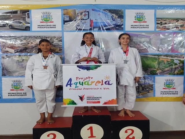 Equipe de karatê da SAS/Projeto Aquarela conquista 2º lugar na Copa Regional de Karatê