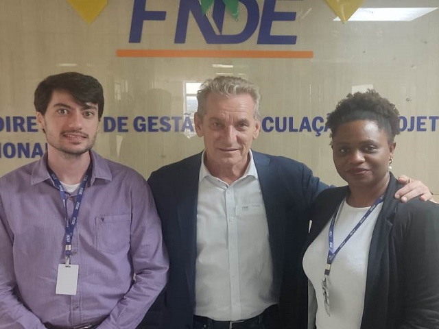 No FNDE, prefeito alinha conclusão de creche e escola no João Domingos Netto