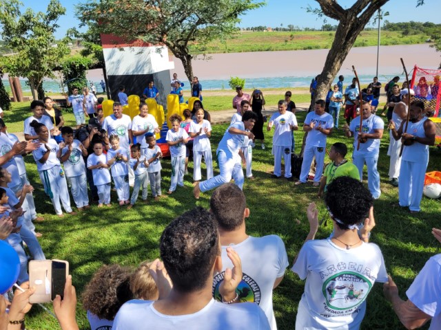 Dia 2 de abril da Conscientização do Autismo recebe cerca de 500 pessoas no Balneário