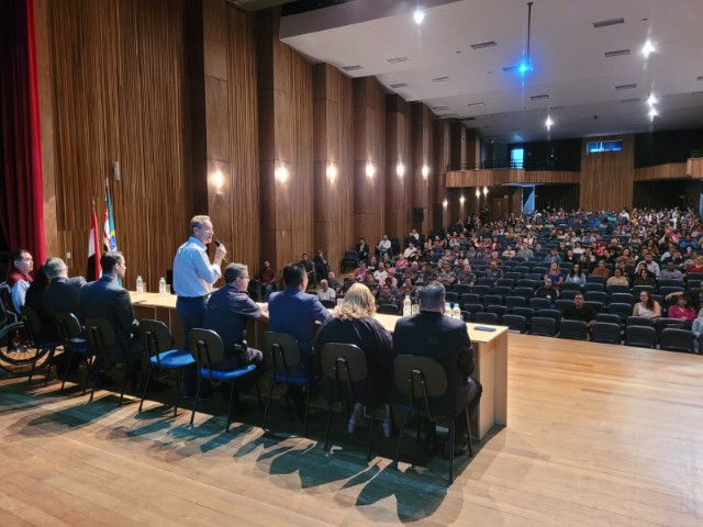 Prefeitura, Polícia Militar e segmentos da sociedade discutem segurança nas escolas