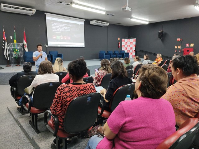 Seduc e SAS articulam ‘Criança Feliz’ para melhoria das relações familiares e 1ª infância