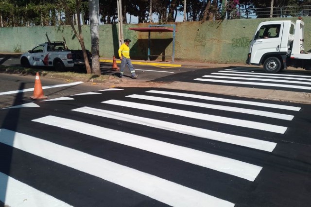 Semob conclui revitalização da sinalização vertical no Jardim Vale do Sol e adjacências