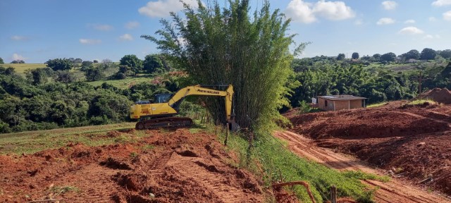 Seagri realiza conservação estrada do Bairro Magalhães e estrada do Jabaquara 