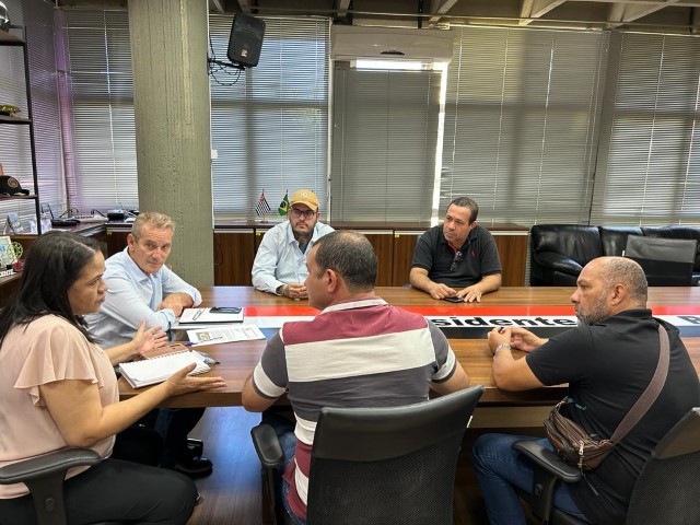  Ed recebe equipe do Conselho das Associações de Moradores de Presidente Prudente