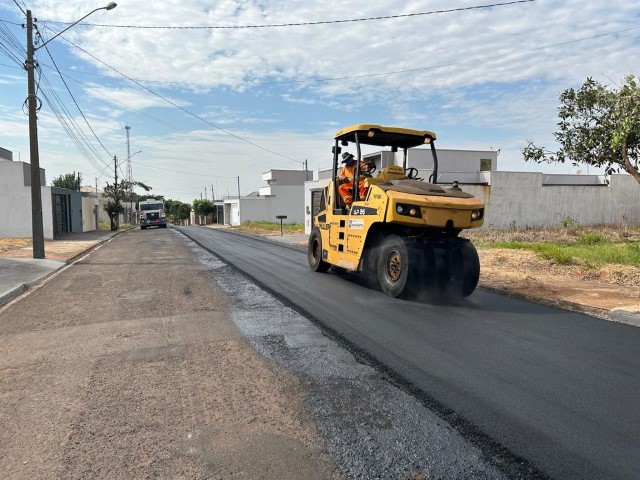 Prefeitura conclui recapeamento asfáltico das ruas do Jardim São Sebastião I e II