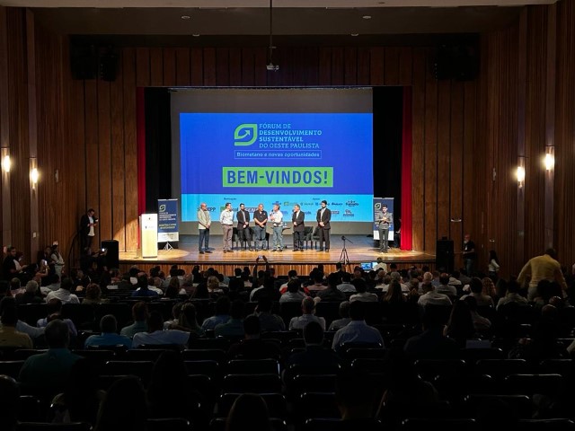 Prefeito Ed Thomas participa do 1º Fórum de Desenvolvimento Sustentável do Oeste Paulista