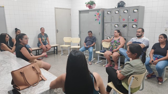 EM Vilma Alvarez faz 2º encontro do grupo de apoio a famílias de alunos com deficiência