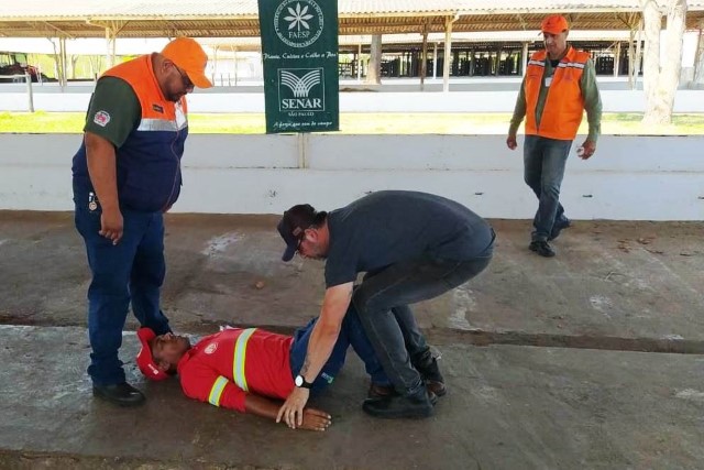 Defesa Civil de Prudente participa do curso de prevenção e combate a incêndios do Senar