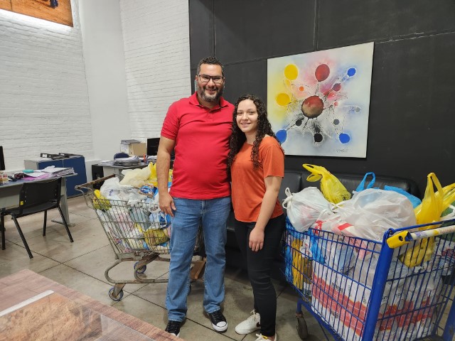 Escola de Artes ‘Jupyra Cunha Marcondes’ arrecada 215 kg de alimentos para o Fundo Social
