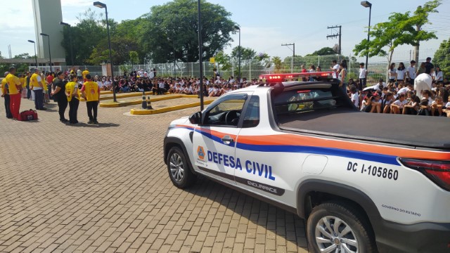 Defesa Civil de PP colabora de Plano de Emergência a Incêndio e simulação de saída no Sesi